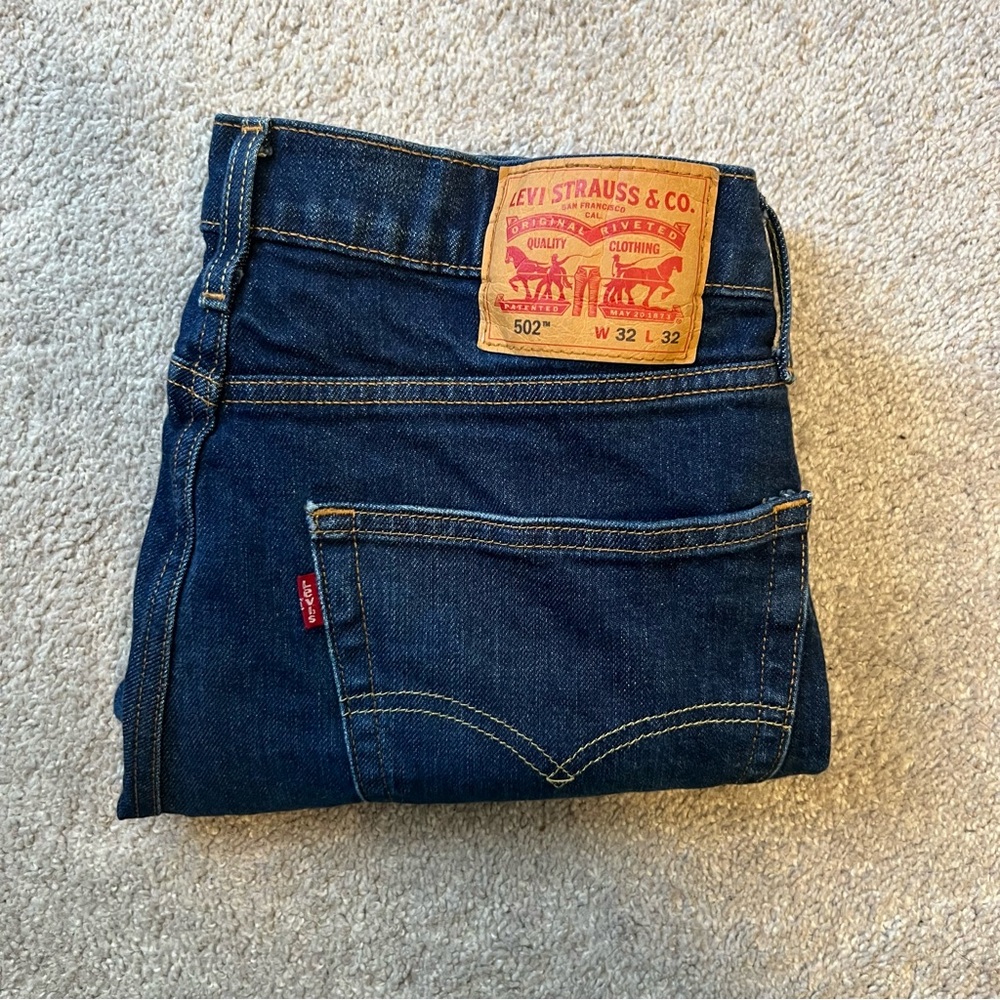 Levi’s 502 Dark Wash Taper Jeans‎ — W32 L32